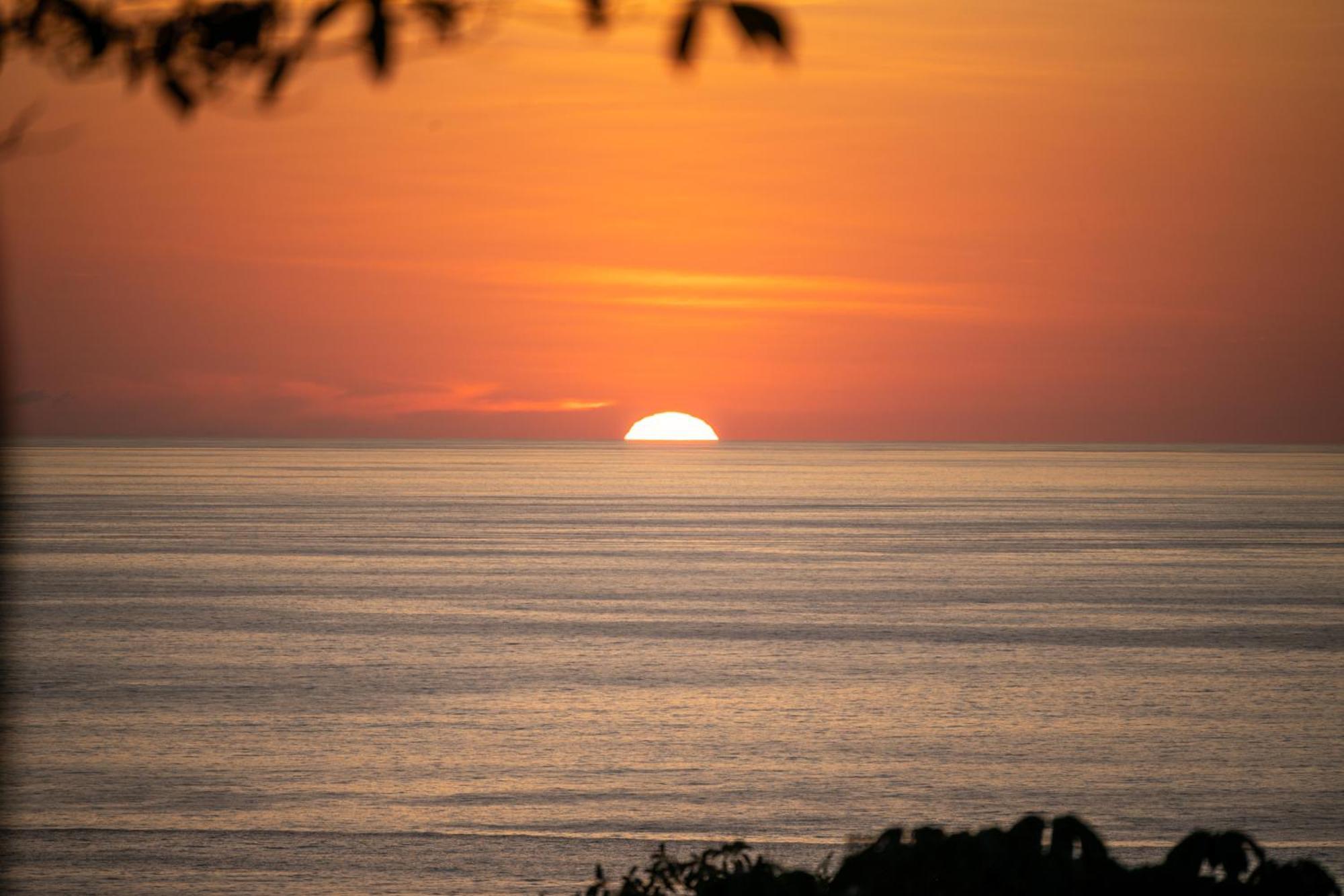 Casa Oh - Oceanview Guesthouse Увита Экстерьер фото